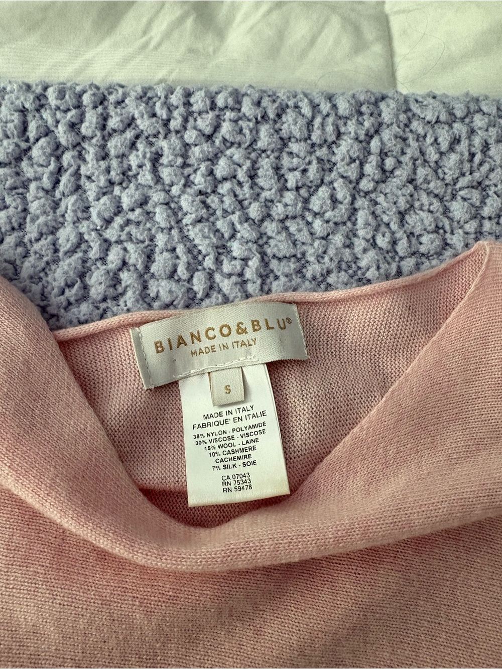 Bianco&Blu Women's Scoop Neck Sweater - Light Pink